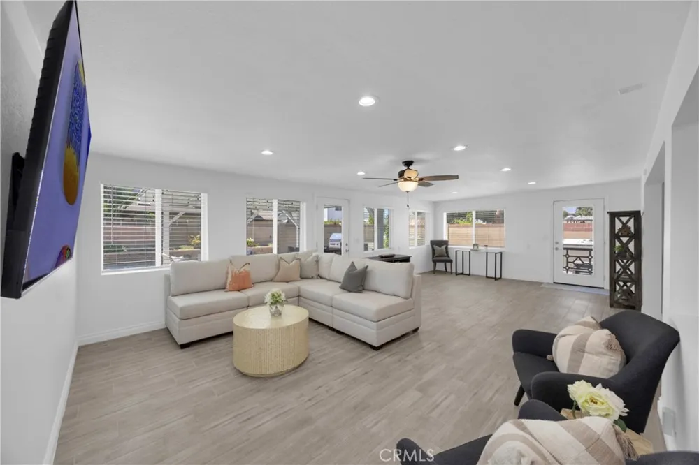 10191 Noel Cypress, CA 90630
