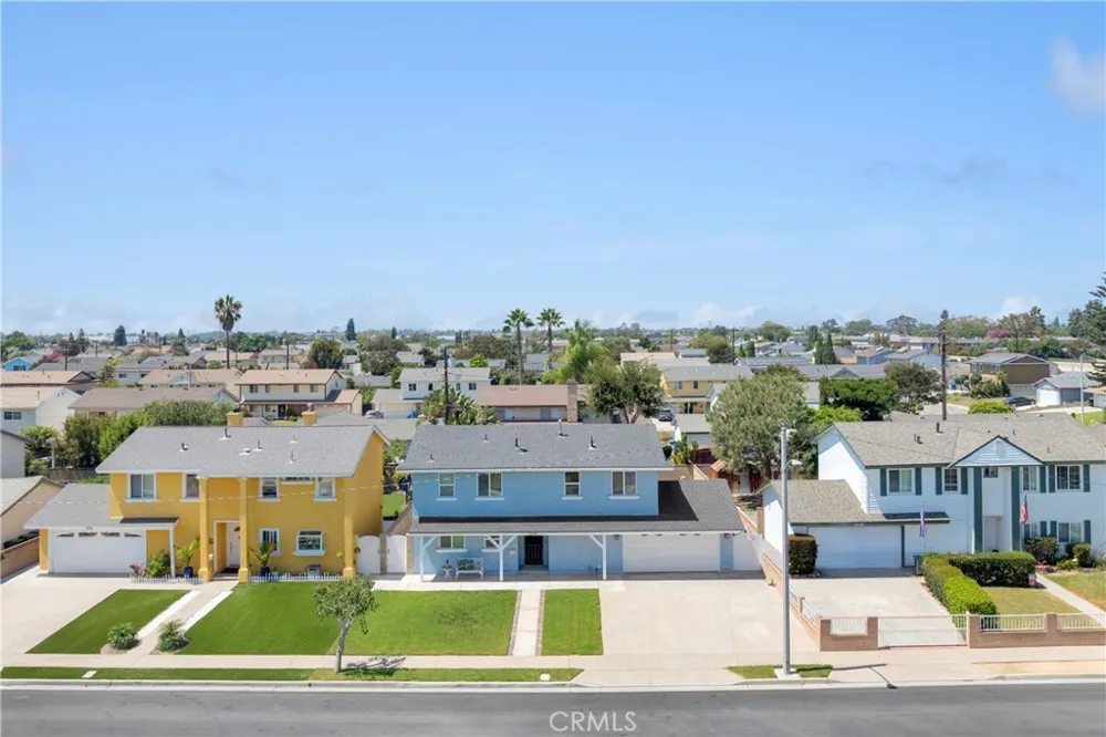 10191 Noel Cypress, CA 90630