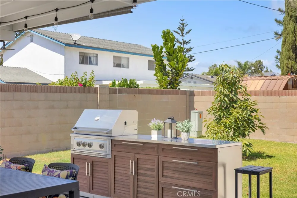 10191 Noel Cypress, CA 90630