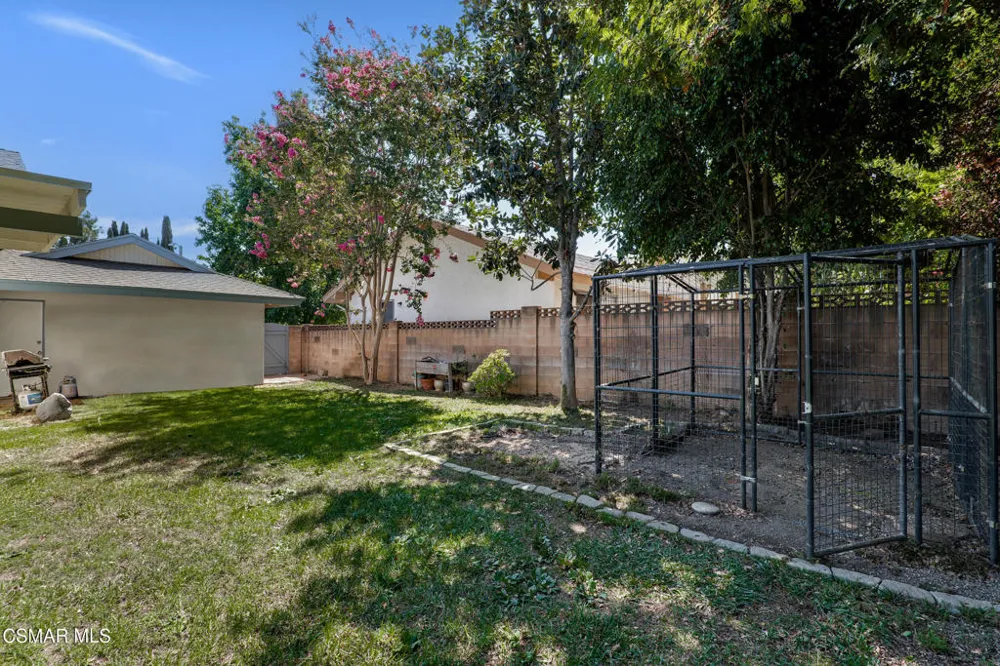 1041 Balsamo Avenue Simi Valley, CA 93065