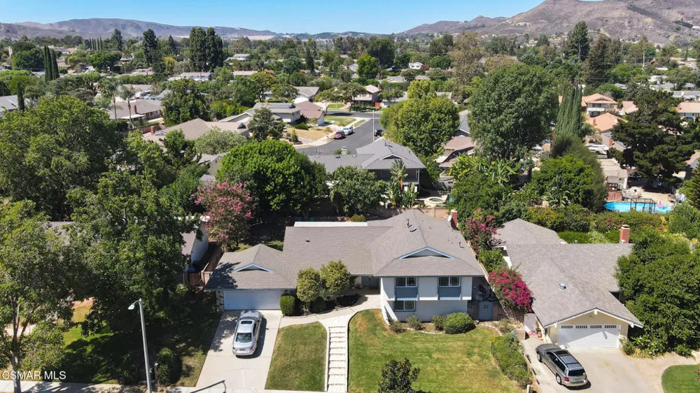 1041 Balsamo Avenue Simi Valley, CA 93065