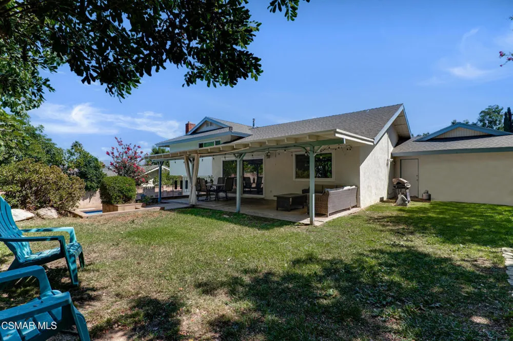 1041 Balsamo Avenue Simi Valley, CA 93065