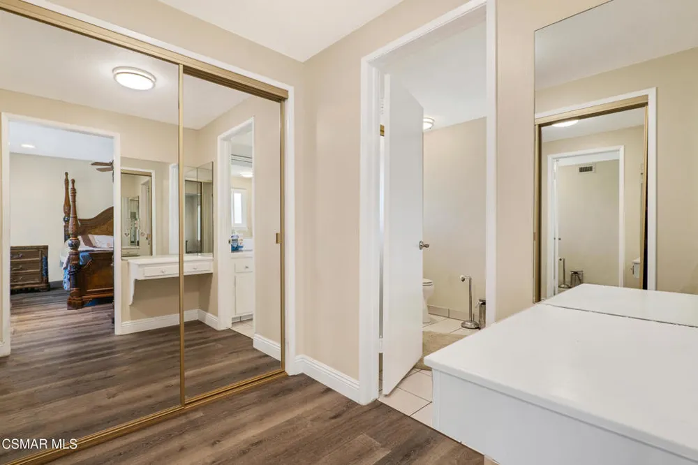 1041 Balsamo Avenue Simi Valley, CA 93065