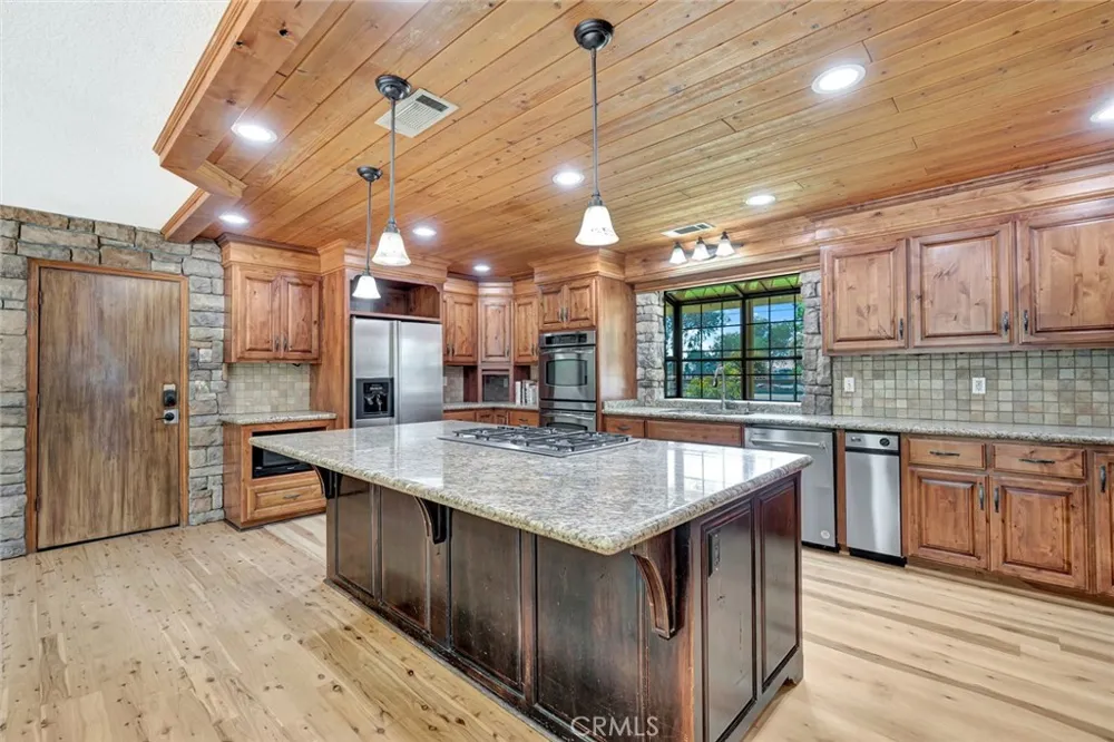 31031 Donald Madera, CA 93636