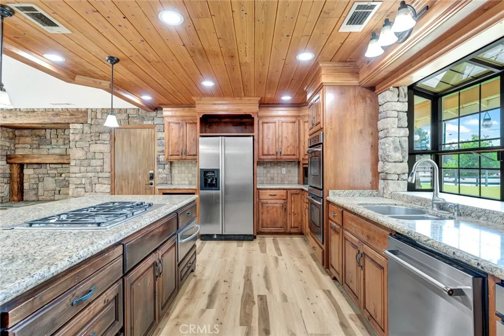 31031 Donald Madera, CA 93636