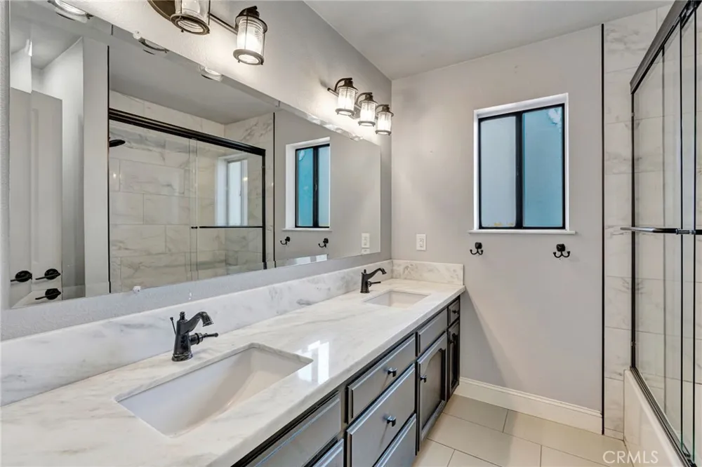 31031 Donald Madera, CA 93636