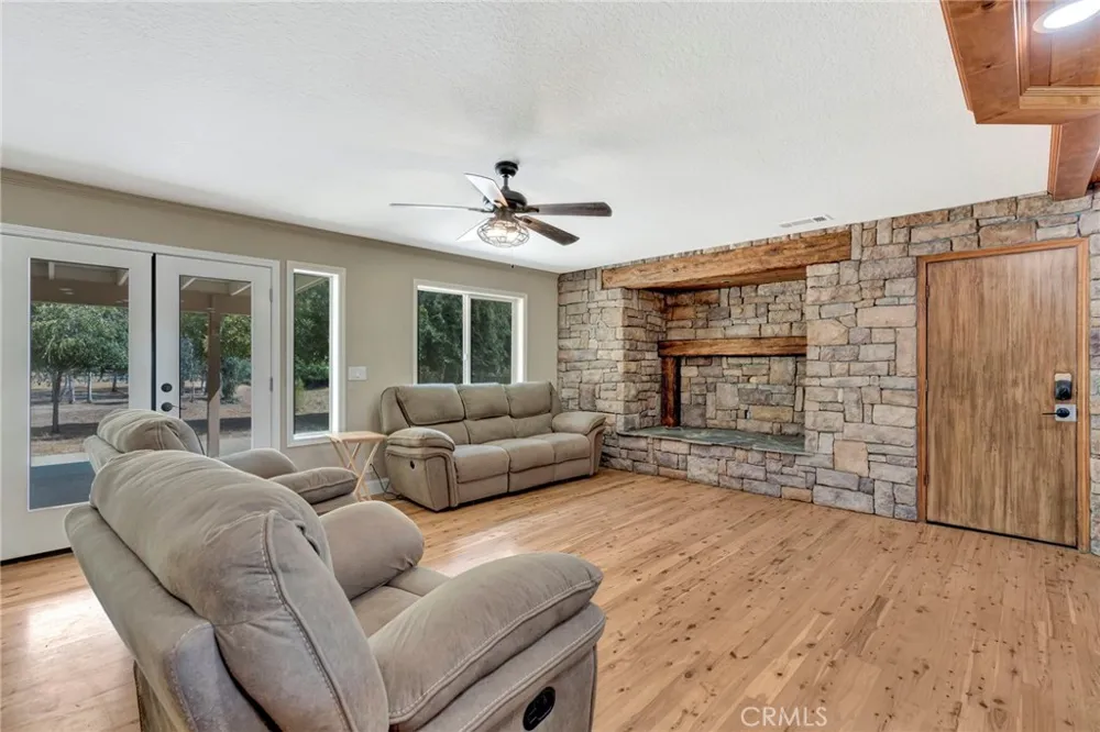 31031 Donald Madera, CA 93636