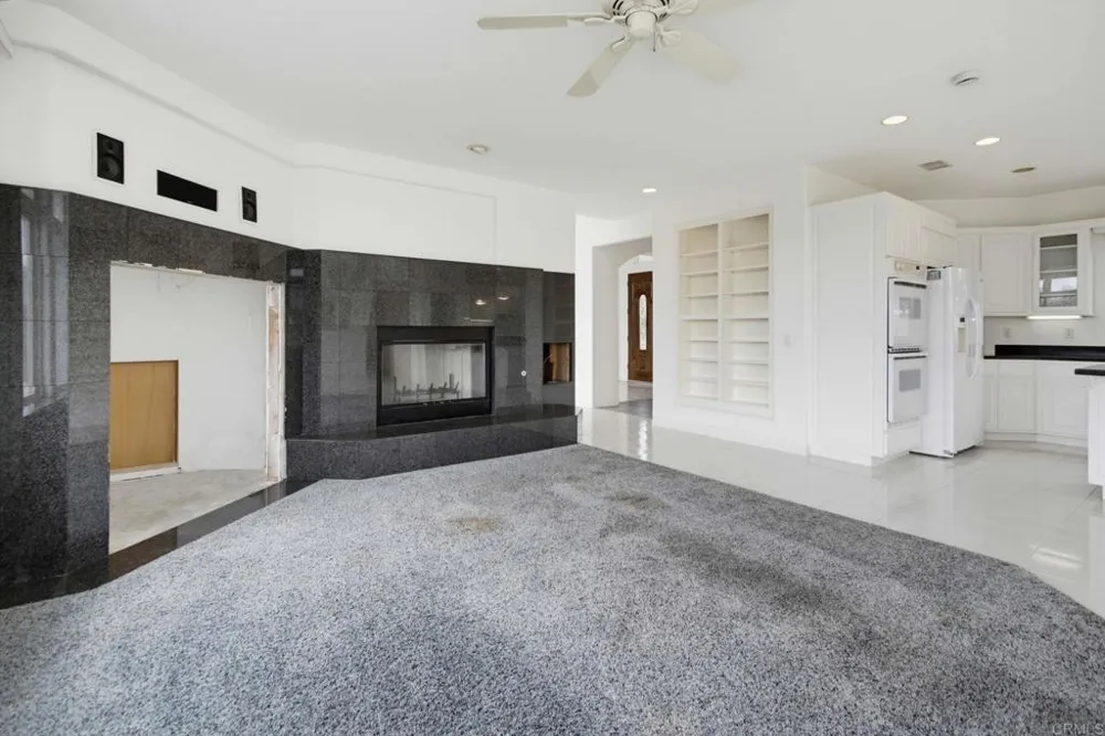 13427 Hilltop Place Valley Center, CA 92082