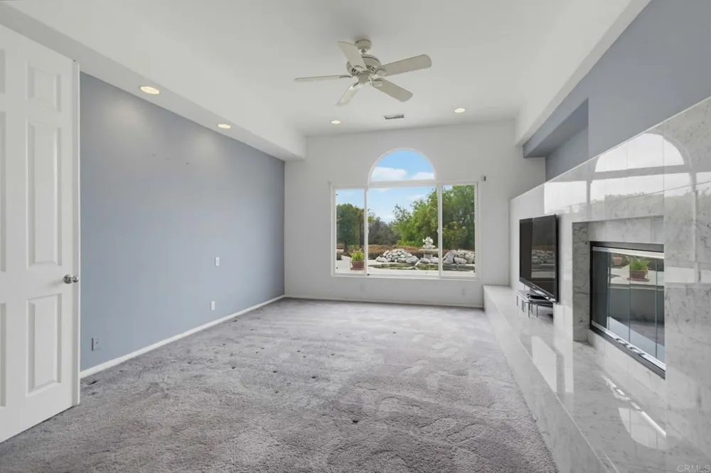 13427 Hilltop Place Valley Center, CA 92082
