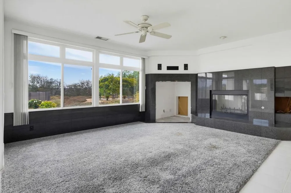 13427 Hilltop Place Valley Center, CA 92082