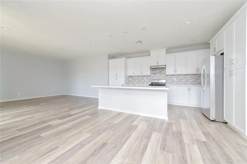 318 Trailblaze Irvine, CA 92618