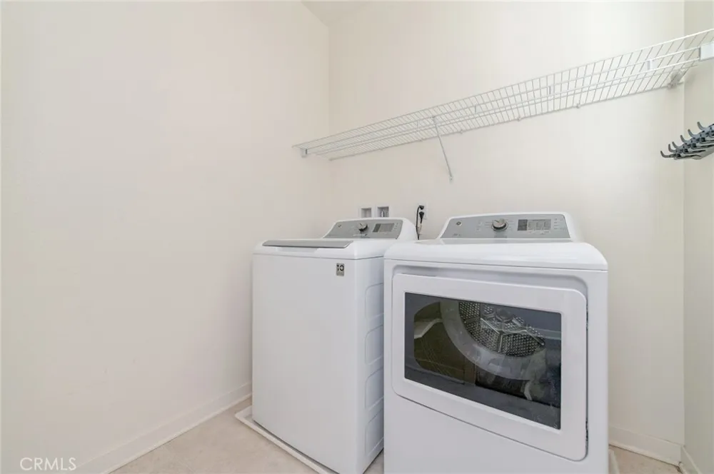 318 Trailblaze Irvine, CA 92618