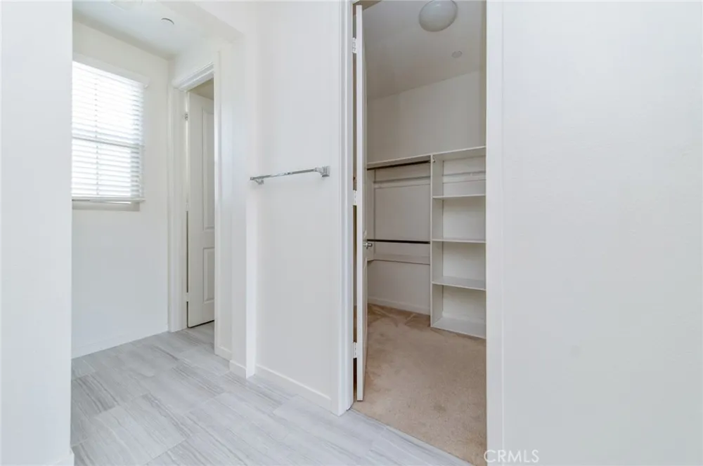 318 Trailblaze Irvine, CA 92618