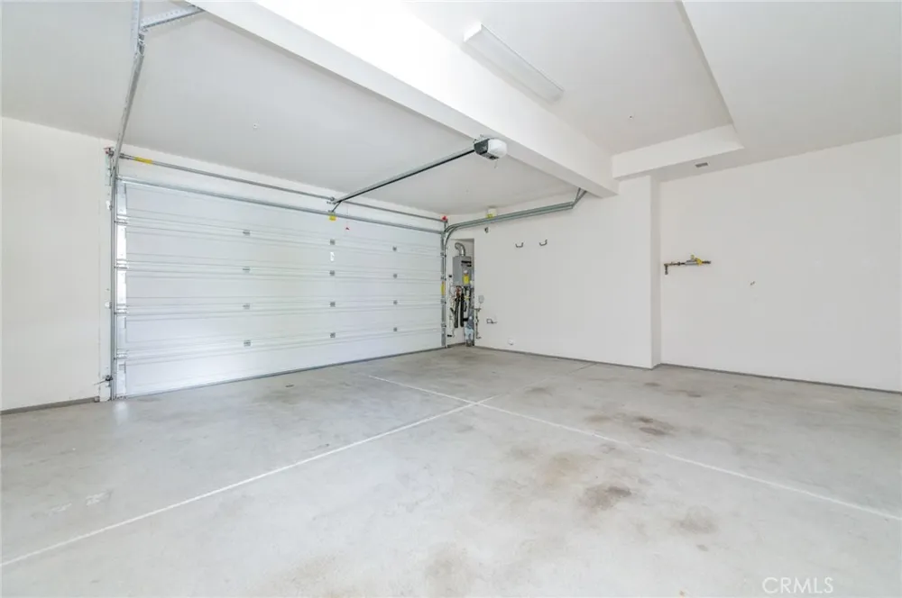 318 Trailblaze Irvine, CA 92618