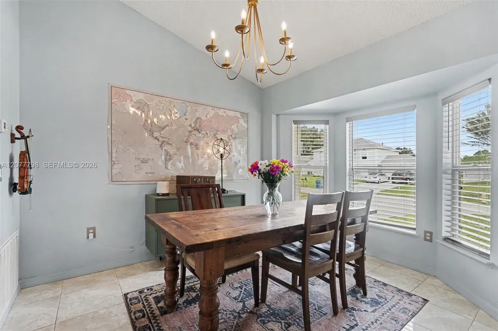 534 Davidson St SE Palm Bay, FL 32909