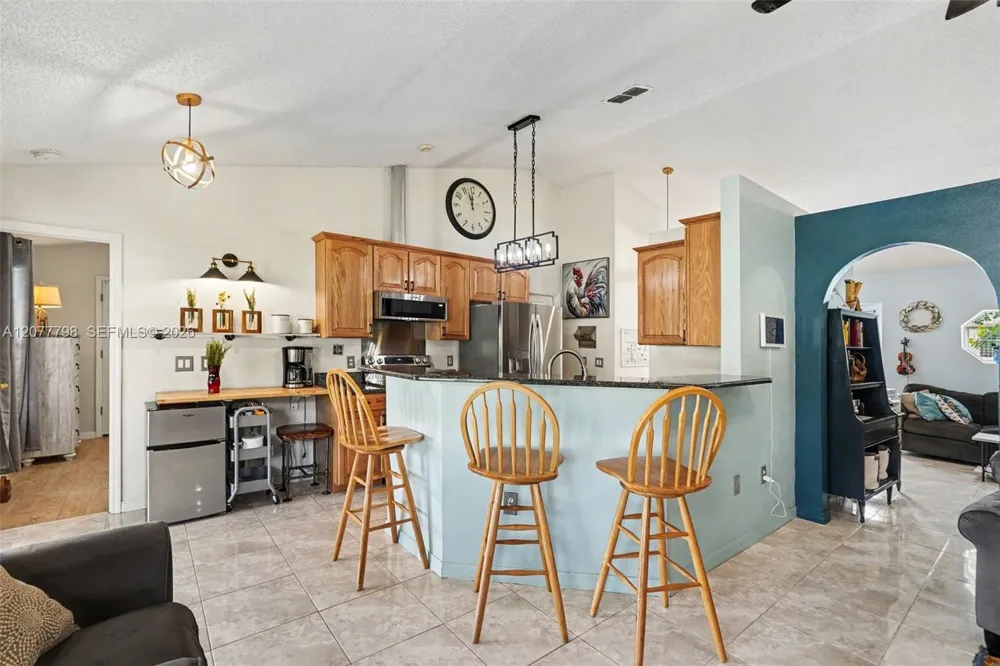 534 Davidson St SE Palm Bay, FL 32909