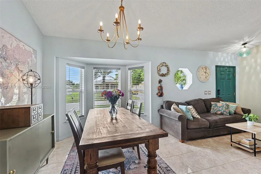 534 Davidson St SE Palm Bay, FL 32909