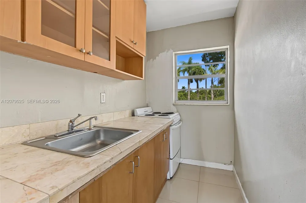 1685 Jefferson Ave #16 Miami Beach, FL 33139