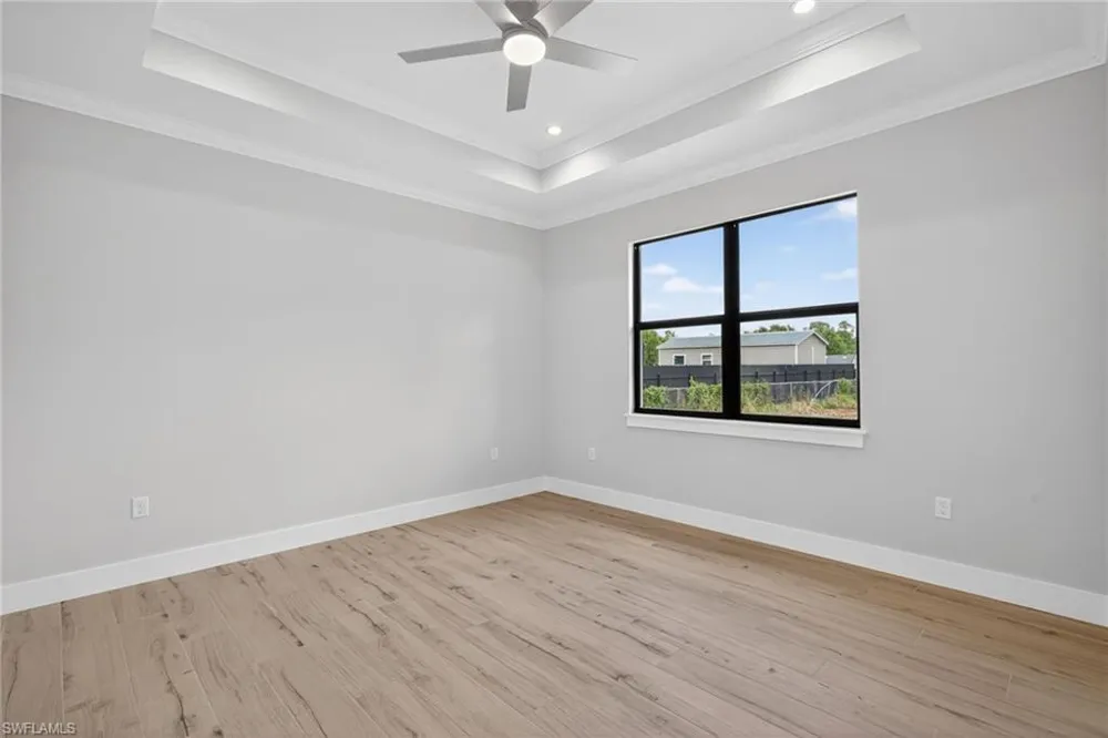 876 DESOTO AVENUE S Naples, FL 34117