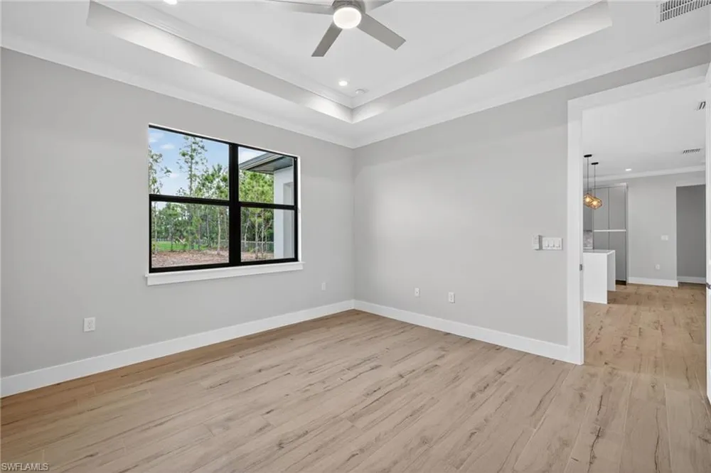 876 DESOTO AVENUE S Naples, FL 34117