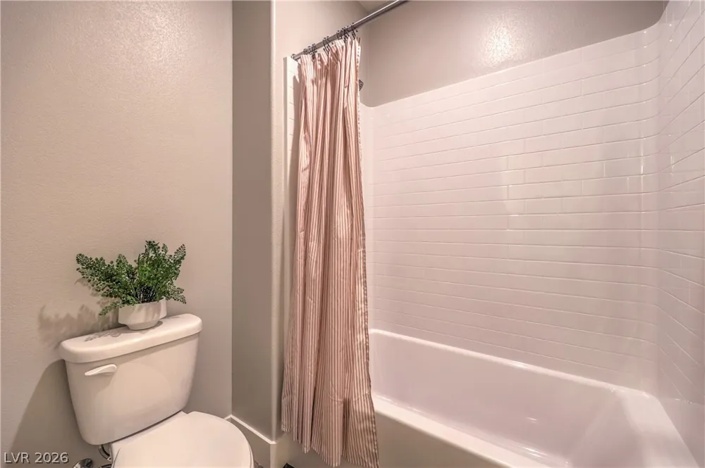 7645 Serenity Bay Ln North Las Vegas, NV 89084
