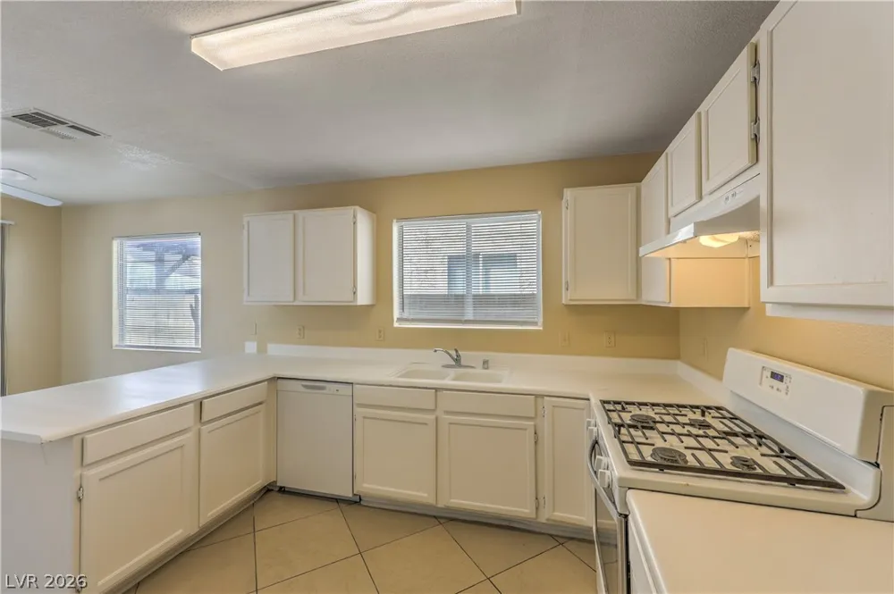 3921 Sir Payne Court Las Vegas, NV 89104