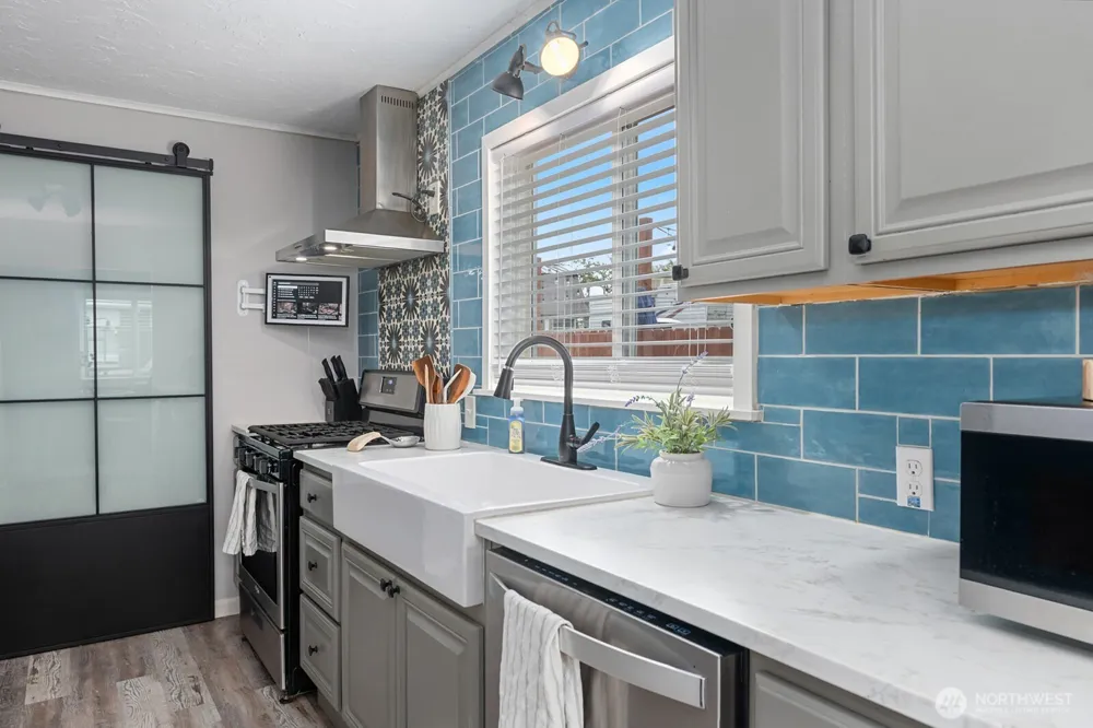 1812 Bay Avenue Aberdeen, WA 98520