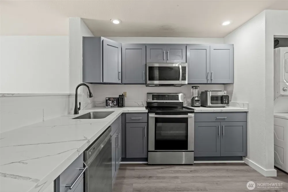2100 S 336th Street #P4 Federal Way, WA 98003