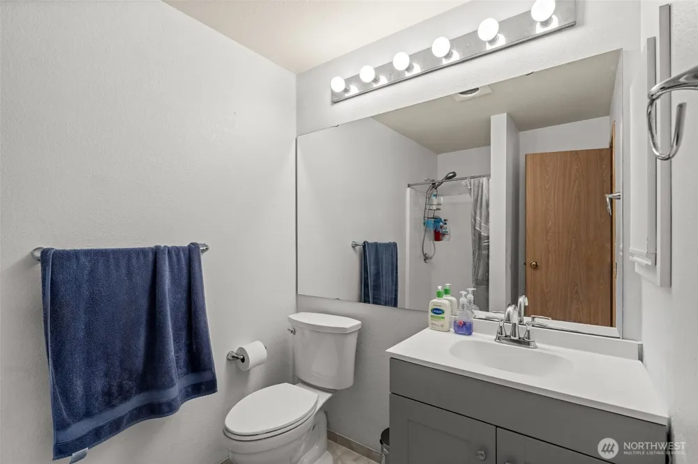 2100 S 336th Street #P4 Federal Way, WA 98003
