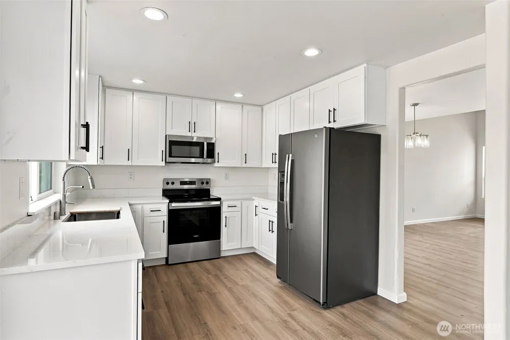 6521 26th ST NE Federal Way, WA 98422