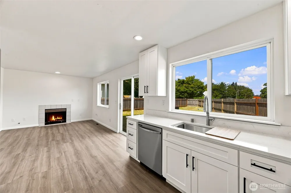 6521 26th ST NE Federal Way, WA 98422