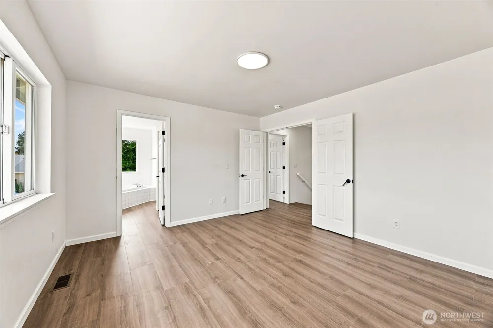 6521 26th ST NE Federal Way, WA 98422