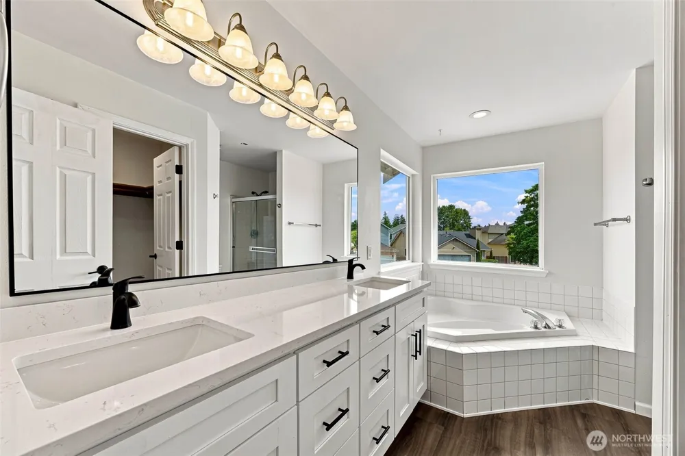 6521 26th ST NE Federal Way, WA 98422