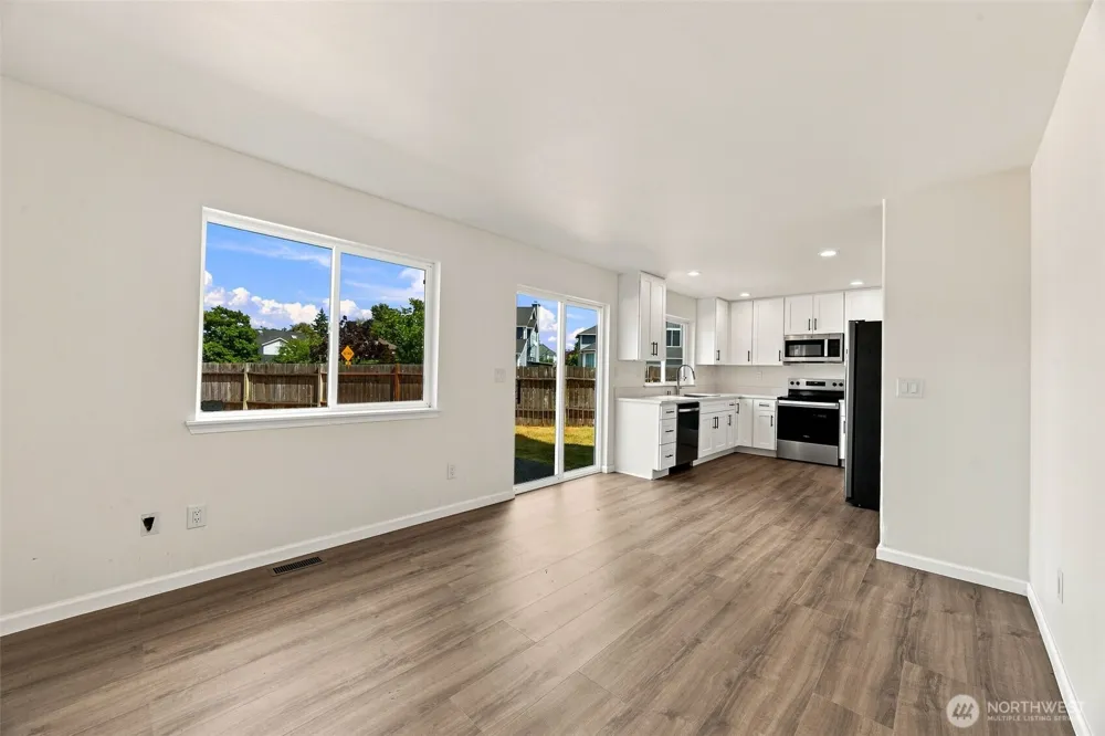 6521 26th ST NE Federal Way, WA 98422