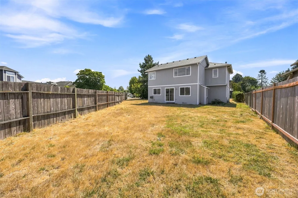 6521 26th ST NE Federal Way, WA 98422