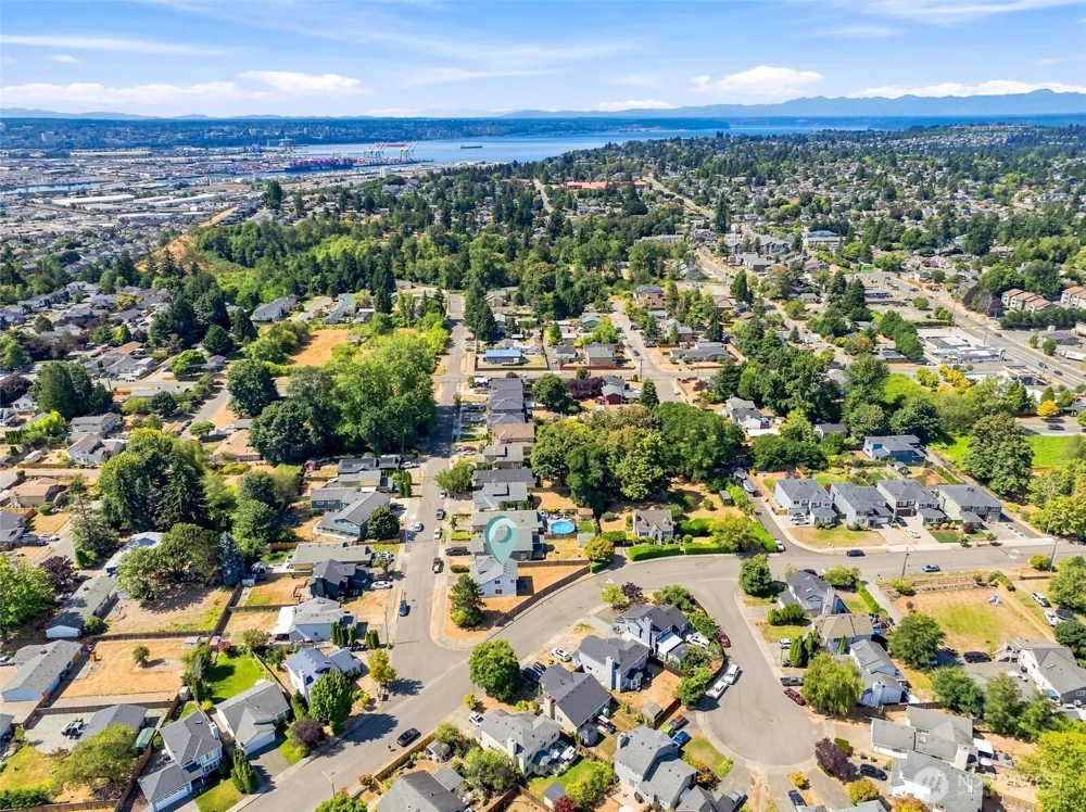 6521 26th ST NE Federal Way, WA 98422