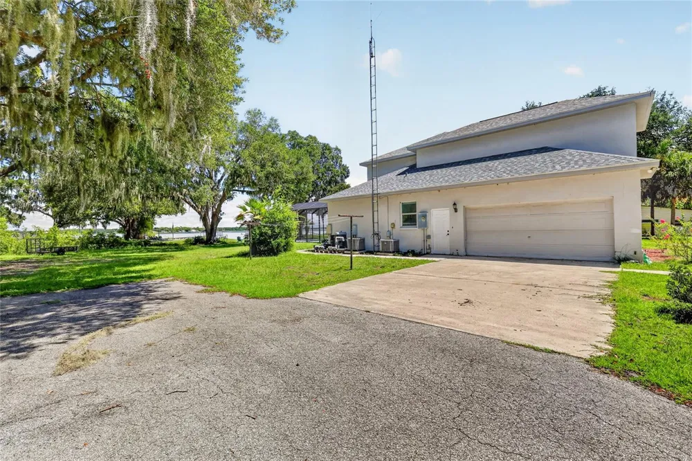 10639 SE SUNSET HARBOR ROAD Summerfield, FL 34491