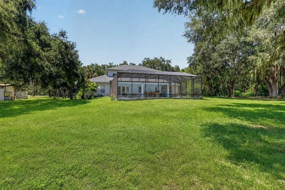 10639 SE SUNSET HARBOR ROAD Summerfield, FL 34491