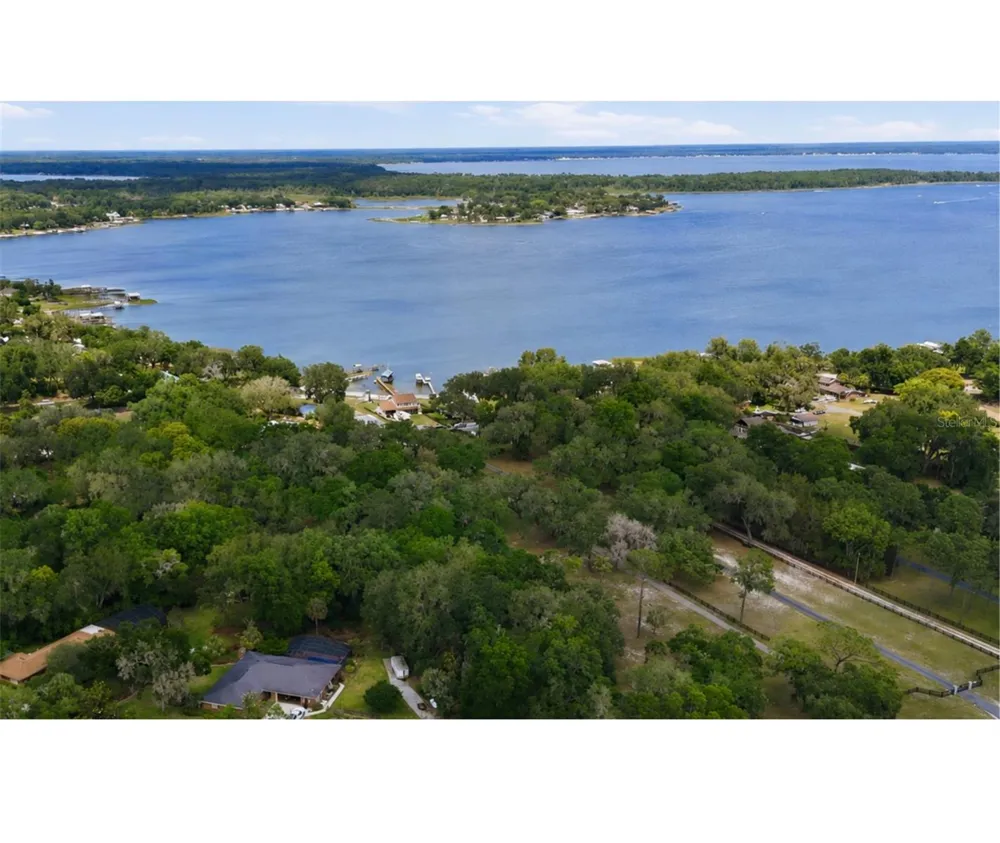 10639 SE SUNSET HARBOR ROAD Summerfield, FL 34491