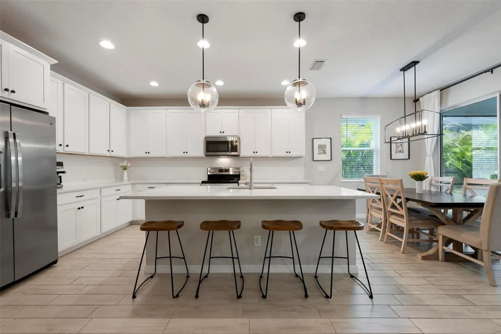 3598 SECRET STROLL DRIVE Sarasota, FL 34240
