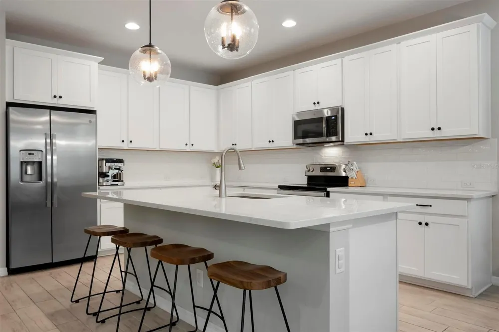 3598 SECRET STROLL DRIVE Sarasota, FL 34240