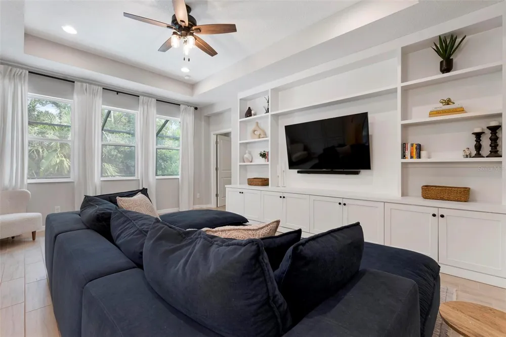 3598 SECRET STROLL DRIVE Sarasota, FL 34240