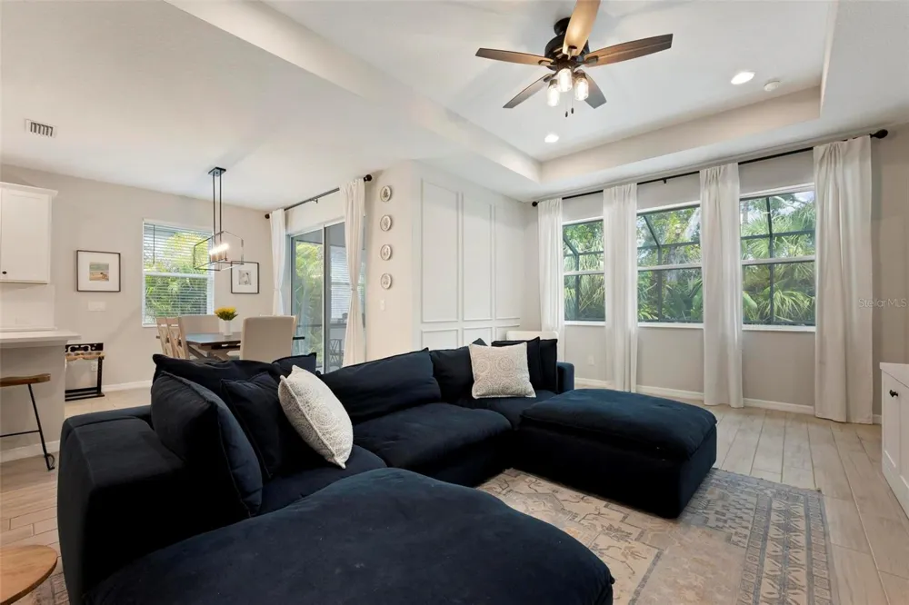 3598 SECRET STROLL DRIVE Sarasota, FL 34240