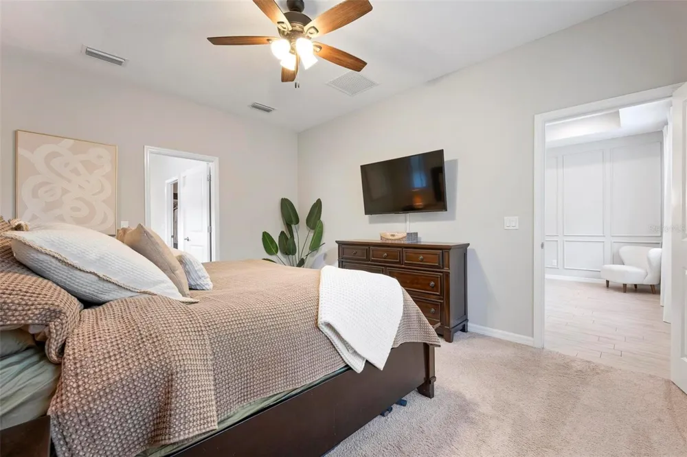 3598 SECRET STROLL DRIVE Sarasota, FL 34240