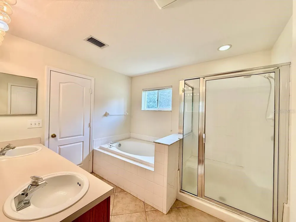 5855 COUNT TURF LANE Wesley Chapel, FL 33544