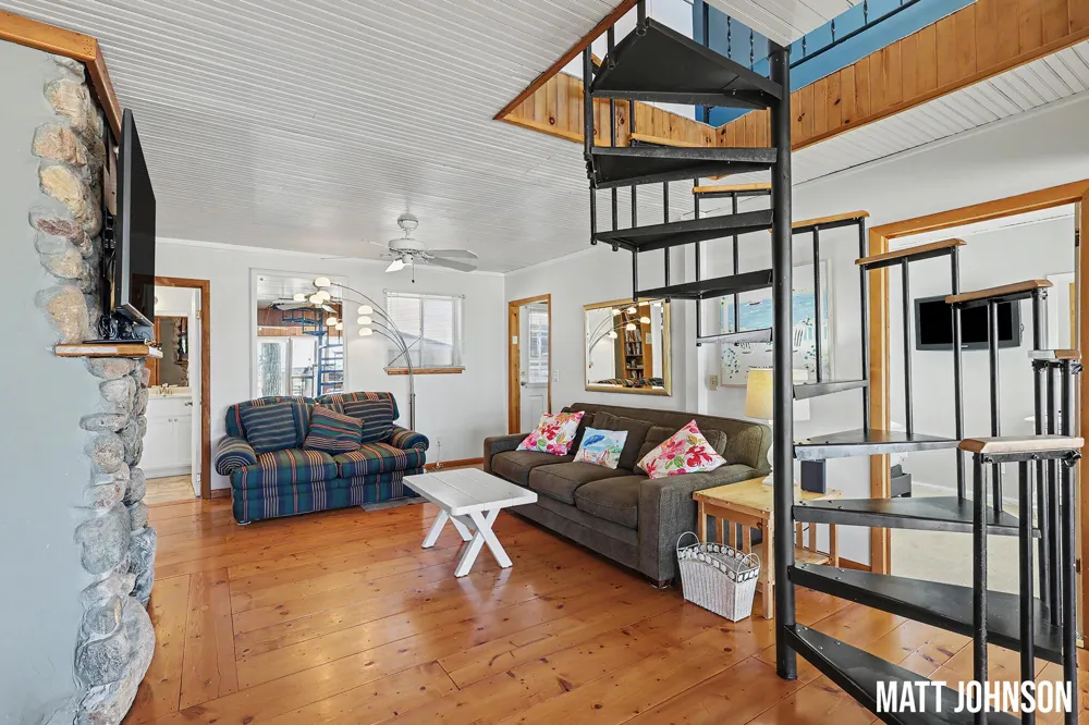 1682 Beach Street Muskegon City, MI 49441