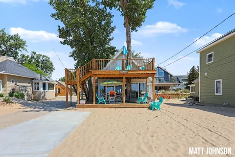 1682 Beach Street