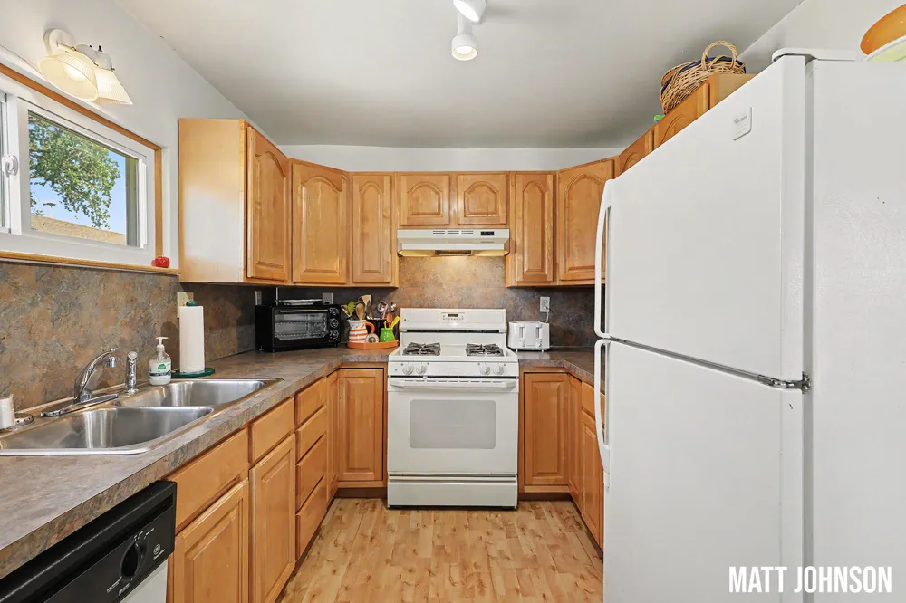 1682 Beach Street Muskegon City, MI 49441