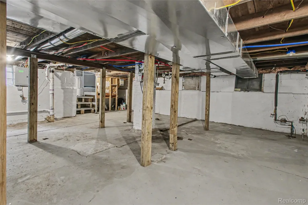 6726 Minock Street Detroit City, MI 48228