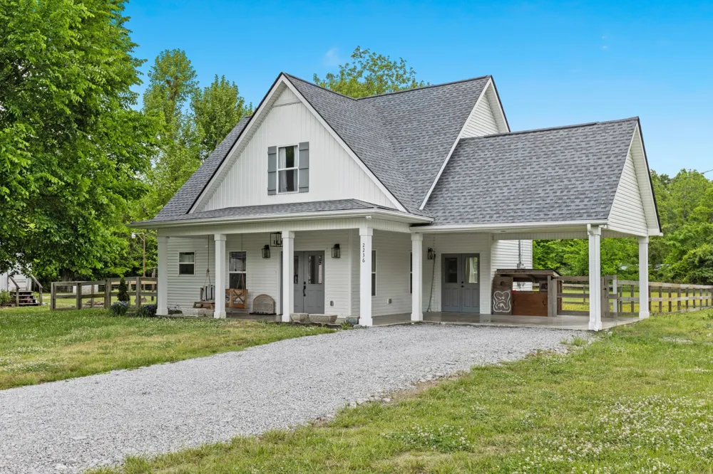 2236 Old Washington Rd Cedar Hill, TN 37032